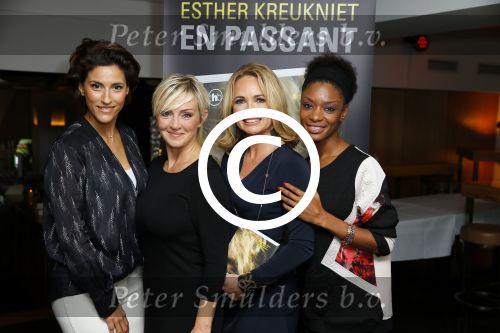 Amsterdam 14 oktober 2014
Boekpresentatie Esther Kreukniet en passant bij de oyster Club. Esther met Kristina Bozilovic Sylvana Simons en Lone v Roosendaal