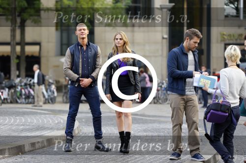 Amsterdam 30 september 2014
Kelly Kruger, Darin Brooks, Kim Matula, Scott Clifton, Ashleigh Brewer en Ferry Doedens uit de Amerikaanse soapserie The Bold and the Beautiful tijdens opnames op de dam in Amsterdam.
