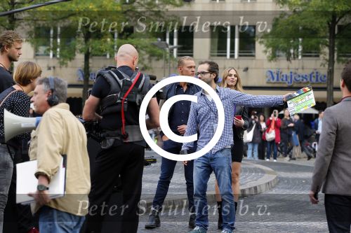 Amsterdam 30 september 2014
Kelly Kruger, Darin Brooks, Kim Matula, Scott Clifton, Ashleigh Brewer en Ferry Doedens uit de Amerikaanse soapserie The Bold and the Beautiful tijdens opnames op de dam in Amsterdam.