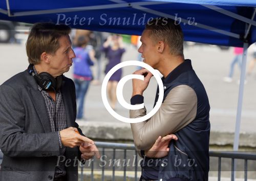 Amsterdam 30 september 2014
Kelly Kruger, Darin Brooks, Kim Matula, Scott Clifton, Ashleigh Brewer en Ferry Doedens uit de Amerikaanse soapserie The Bold and the Beautiful tijdens opnames op de dam in Amsterdam.