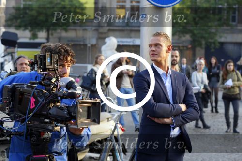 Amsterdam 30 september 2014
Kelly Kruger, Darin Brooks, Kim Matula, Scott Clifton, Ashleigh Brewer en Ferry Doedens uit de Amerikaanse soapserie The Bold and the Beautiful tijdens opnames op de dam in Amsterdam.