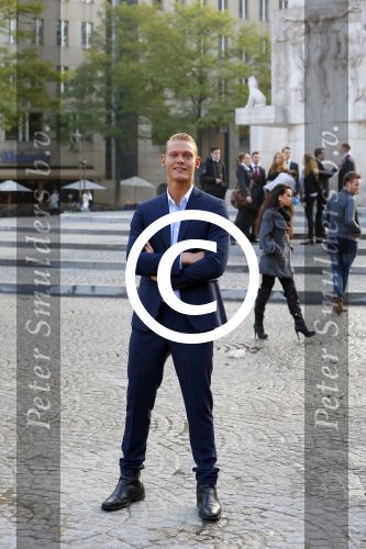 Amsterdam 30 september 2014
Kelly Kruger, Darin Brooks, Kim Matula, Scott Clifton, Ashleigh Brewer en Ferry Doedens uit de Amerikaanse soapserie The Bold and the Beautiful tijdens opnames op de dam in Amsterdam.