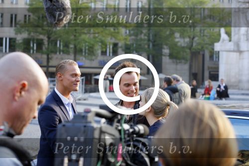 Amsterdam 30 september 2014
Kelly Kruger, Darin Brooks, Kim Matula, Scott Clifton, Ashleigh Brewer en Ferry Doedens uit de Amerikaanse soapserie The Bold and the Beautiful tijdens opnames op de dam in Amsterdam.