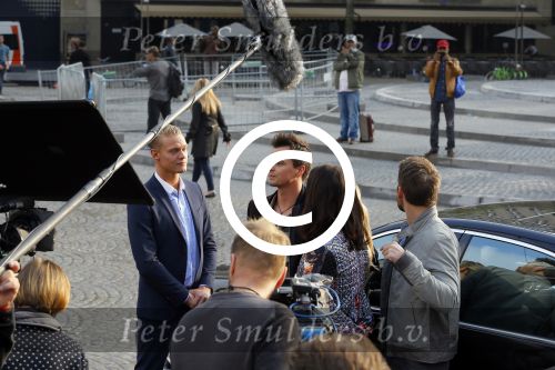 Amsterdam 30 september 2014
Kelly Kruger, Darin Brooks, Kim Matula, Scott Clifton, Ashleigh Brewer en Ferry Doedens uit de Amerikaanse soapserie The Bold and the Beautiful tijdens opnames op de dam in Amsterdam.