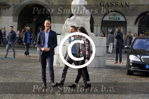 Amsterdam 30 september 2014
Kelly Kruger, Darin Brooks, Kim Matula, Scott Clifton, Ashleigh Brewer en Ferry Doedens uit de Amerikaanse soapserie The Bold and the Beautiful tijdens opnames op de dam in Amsterdam.