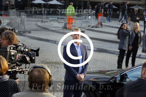 Amsterdam 30 september 2014
Kelly Kruger, Darin Brooks, Kim Matula, Scott Clifton, Ashleigh Brewer en Ferry Doedens uit de Amerikaanse soapserie The Bold and the Beautiful tijdens opnames op de dam in Amsterdam.