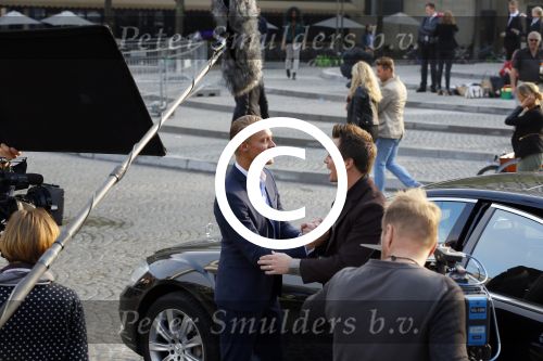 Amsterdam 30 september 2014
Kelly Kruger, Darin Brooks, Kim Matula, Scott Clifton, Ashleigh Brewer en Ferry Doedens uit de Amerikaanse soapserie The Bold and the Beautiful tijdens opnames op de dam in Amsterdam.