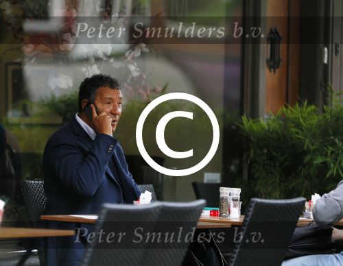 Amsterdam 8 oktober 2014
Henk ten Cate op terras bij v Dam
