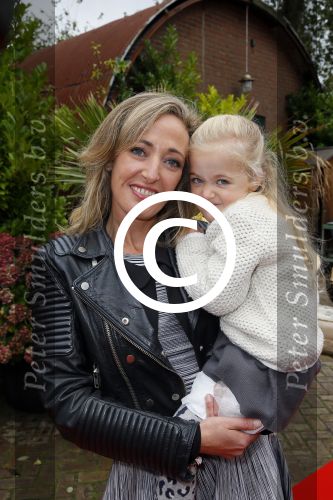 Amsterdam 8 0ktober 2014
Mama van het jaar verkieizing. Isabelle Brinkman met dochter