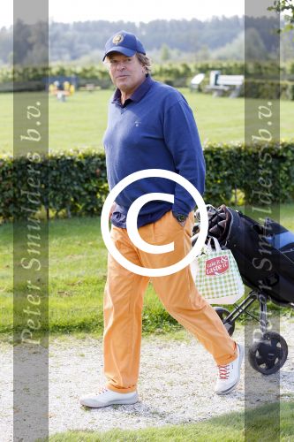 Dronten 22 september 2014
Golfwedstrijd voor stichting pijn tegen kanker van Ernst daniel Smid op de golfbaan van Dronten. Ivo Niehe