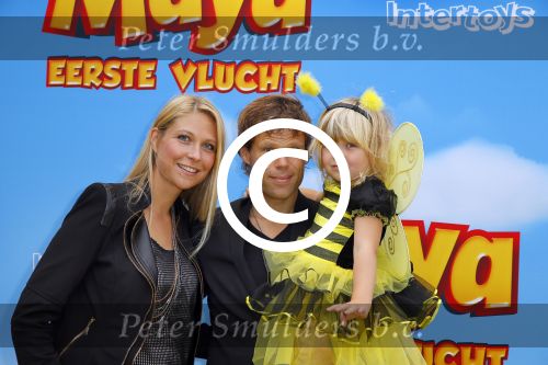 Amsterdam 5 oktober 2014
Premiere Maya de Bij in pathe arena. Jaap Kwakman met vrouw en dochter
