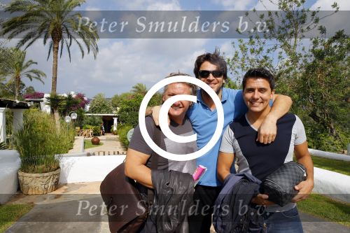 ibiza 26 september 2014
Opnames beste zanger van nederland bij hotel atzaro op ibiza. Rene Froger Jan Smit Xander de Buisonje Edsilia Rombley Andre Hazes jr vliegen daarna met prive vliegtuig naar Nederland