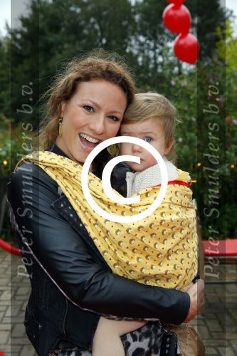 Amsterdam 8 0ktober 2014
Mama van het jaar verkieizing. Jessica Mendels met dochter