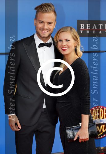 Utrecht 21 september 2014
Premiere moeder ik wil bij de revue in het beatrixtheater. Jim Bakkum en Bettina Holwerda zwanger