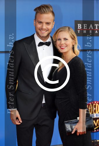 Utrecht 21 september 2014
Premiere moeder ik wil bij de revue in het beatrixtheater. Jim Bakkum en Bettina Holwerda zwanger