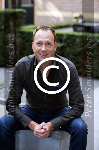 Amsterdam 15 oktober 2014
Presentatie sbs6 programma het beste idee van Nederland met Britt Dekker Jochem v Gelder en de juryleden Bernd Schneider Marco Aarnink en Erlynne Bakkers in het college hotel.