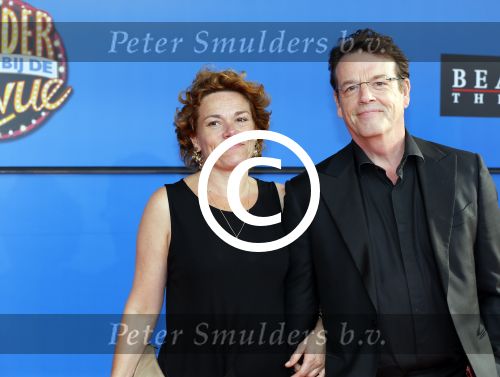 Utrecht 21 september 2014
Premiere moeder ik wil bij de revue in het beatrixtheater. Kees Prins met vrouw