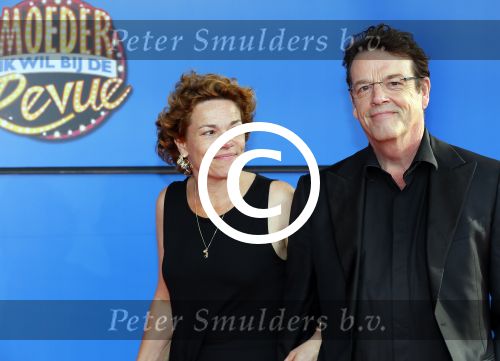 Utrecht 21 september 2014
Premiere moeder ik wil bij de revue in het beatrixtheater. Kees Prins met vrouw