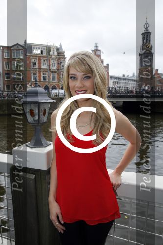 Amsterdam 2 oktober 2014
Boottocht en fotoshoot met Bradley Bell (Executive Producer & Head Writer)ï¿½
Ashleigh Brewer (Ivy Forrester)ï¿½
Darin Brooks (Wyatt Spencer)
Scott Clifton (Liam Spencer)ï¿½
Thorsten Kaye (Ridge Forrester)ï¿½
Kim Matula (Hope Logan)ï¿½
John McCook (Eric Forrester)ï¿½
Heather Tom (Katie Logan)ï¿½
Hunter Tylo (Dr. Taylor Hayes)
van de bold and the beuatiful in hotel l Europe.