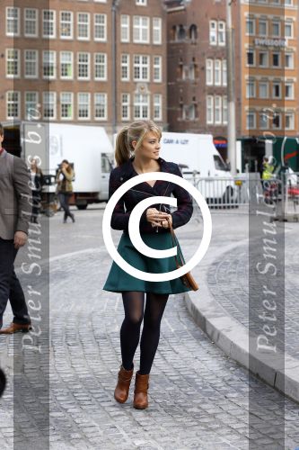 Amsterdam 30 september 2014
Kelly Kruger, Darin Brooks, Kim Matula, Scott Clifton, Ashleigh Brewer en Ferry Doedens uit de Amerikaanse soapserie The Bold and the Beautiful tijdens opnames op de dam in Amsterdam.