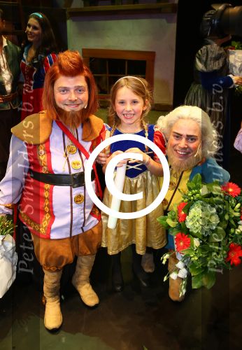 Bussum, 27 September 2014
Premiere Sneeuwwitje in \'t Spant in Bussum
Lodewijk Hoekstra met zijn dochtertje Diese Hoekstra