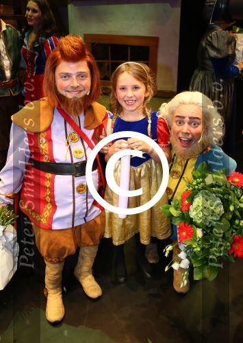 Bussum, 27 September 2014
Premiere Sneeuwwitje in \'t Spant in Bussum
Lodewijk Hoekstra met zijn dochtertje Diese Hoekstra