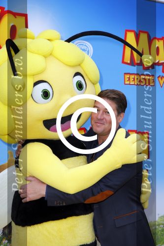 Amsterdam 5 oktober 2014
Premiere Maya de Bij in pathe arena. Martijn Krabbe met zijn kinderen Bickel Jasmijn Achillesen Michelle