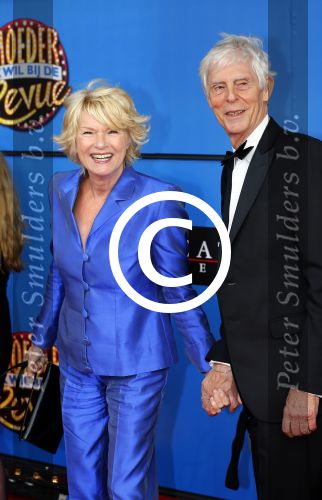 Utrecht 21 september 2014
Premiere moeder ik wil bij de revue in het beatrixtheater.
Martine Bijl en Berend Boudewijn