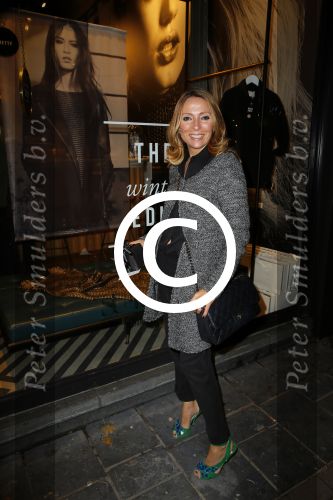 Amsterdam 22 oktober 2014
Diner in de supertrash winkel op de leidse straat. Maybritt Mobach