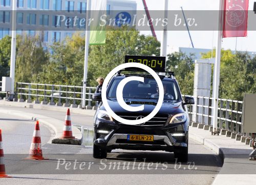 Amsterdam 12 oktober 2014
Rene Froger loopt met zoon Danny beste vriend Frank Schmitt de ajax loop ter voorbereiding op de New York marathon. Mercedes Stern groep