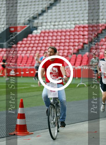 Amsterdam 12 oktober 2014
Rene Froger loopt met zoon Danny beste vriend Frank Schmitt de ajax loop ter voorbereiding op de New York marathon. Michel Kreek