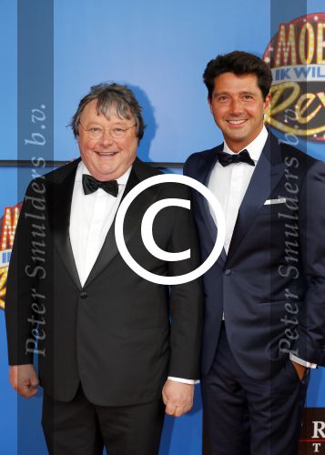 Utrecht 21 september 2014
Premiere moeder ik wil bij de revue in het beatrixtheater. Oger en sander Lusink