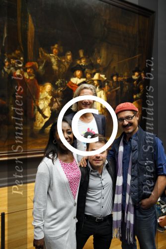 Amsterdam 19 september 2014
 Oleta Adams Roel v Velzen  Farhad Darya  krijgen de Obama tour in het rijksmuseum. Uiteindelijk kwamen ze bij de nachtwacht uit.