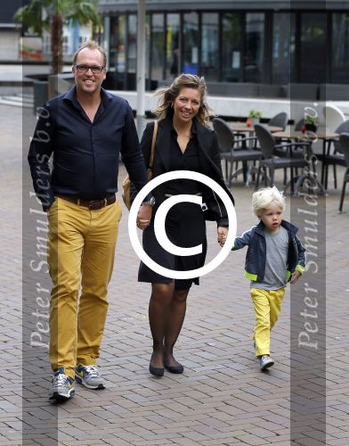 Amsterdam 5 oktober 2014
Premiere Maya de Bij in pathe arena. Pauline de Wilde met man en zoon