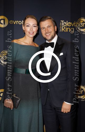 Amsterdam 16 oktober 2014
Uitreiking gouden televizierring in Carre.  Winston Gerschtanowitz met Renate Verbaan