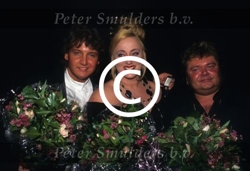 6 Maart 1995
Andre Hazes samen met Rene Froger en Karin bloemen
Foto Peter Smulders BV