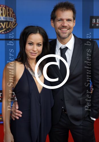 Utrecht 21 september 2014
Premiere moeder ik wil bij de revue in het beatrixtheater. Rene v Kooten met vrouw