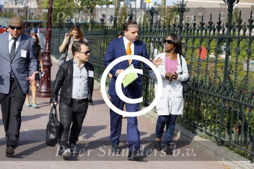 Amsterdam 19 september 2014
 Oleta Adams Roel v Velzen  Farhad Darya  krijgen de Obama tour in het rijksmuseum. Uiteindelijk kwamen ze bij de nachtwacht uit.