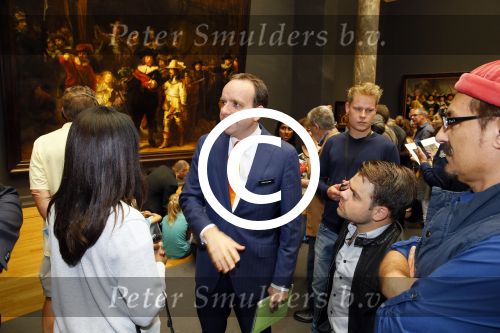 Amsterdam 19 september 2014
 Oleta Adams Roel v Velzen  Farhad Darya  krijgen de Obama tour in het rijksmuseum. Uiteindelijk kwamen ze bij de nachtwacht uit.