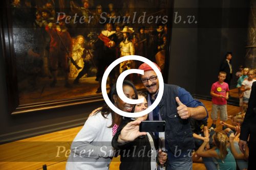 Amsterdam 19 september 2014
 Oleta Adams Roel v Velzen  Farhad Darya  krijgen de Obama tour in het rijksmuseum. Uiteindelijk kwamen ze bij de nachtwacht uit.