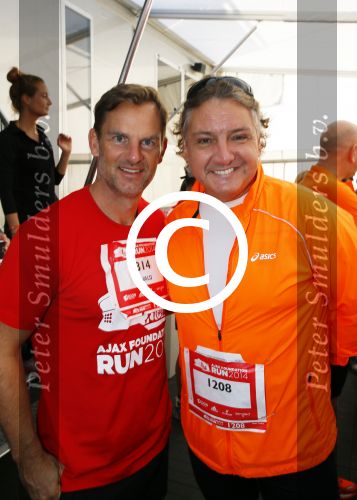 Amsterdam 12 oktober 2014
Rene Froger loopt met zoon Danny beste vriend Frank Schmitt de ajax loop ter voorbereiding op de New York marathon. Ronald de Boer