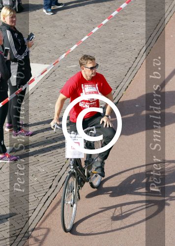 Amsterdam 12 oktober 2014
Rene Froger loopt met zoon Danny beste vriend Frank Schmitt de ajax loop ter voorbereiding op de New York marathon. Ronald de Boer
