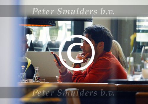 Hamburg 3 oktober 2014
Sylvie Meis verlaat haar appartement met haar nieuwe vriend Samuel Deutsch om te gaan lunchen in een restaurant.