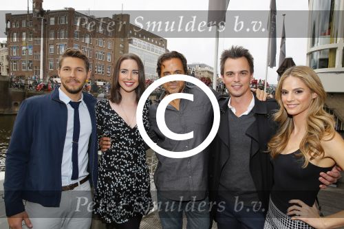 Amsterdam 2 oktober 2014
Boottocht en fotoshoot met Bradley Bell (Executive Producer & Head Writer)ï¿½
Ashleigh Brewer (Ivy Forrester)ï¿½
Darin Brooks (Wyatt Spencer)
Scott Clifton (Liam Spencer)ï¿½
Thorsten Kaye (Ridge Forrester)ï¿½
Kim Matula (Hope Logan)ï¿½
John McCook (Eric Forrester)ï¿½
Heather Tom (Katie Logan)ï¿½
Hunter Tylo (Dr. Taylor Hayes)
van de bold and the beuatiful in hotel l Europe.
