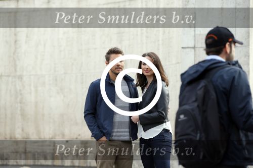 Amsterdam 30 september 2014
Kelly Kruger, Darin Brooks, Kim Matula, Scott Clifton, Ashleigh Brewer en Ferry Doedens uit de Amerikaanse soapserie The Bold and the Beautiful tijdens opnames op de dam in Amsterdam.