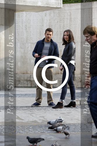 Amsterdam 30 september 2014
Kelly Kruger, Darin Brooks, Kim Matula, Scott Clifton, Ashleigh Brewer en Ferry Doedens uit de Amerikaanse soapserie The Bold and the Beautiful tijdens opnames op de dam in Amsterdam.