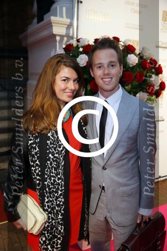 Amsterdam 29 september 2014
Beau monde awards in het Amstel hotel. Sebastiaan Wulff met een kennis