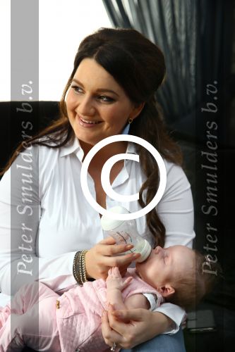 Nijmegen, 18 Oktober 2014
Sieneke met haar man Jan en baby Rosalie van 6 weken oud.
Foto Peter Smulders BV