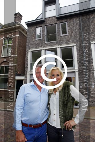 Hoorn 20 september 2014
Sonja Bakker en Jan Reus in hun nieuwe huis in Hoorn.