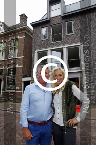 Hoorn 20 september 2014
Sonja Bakker en Jan Reus in hun nieuwe huis in Hoorn.